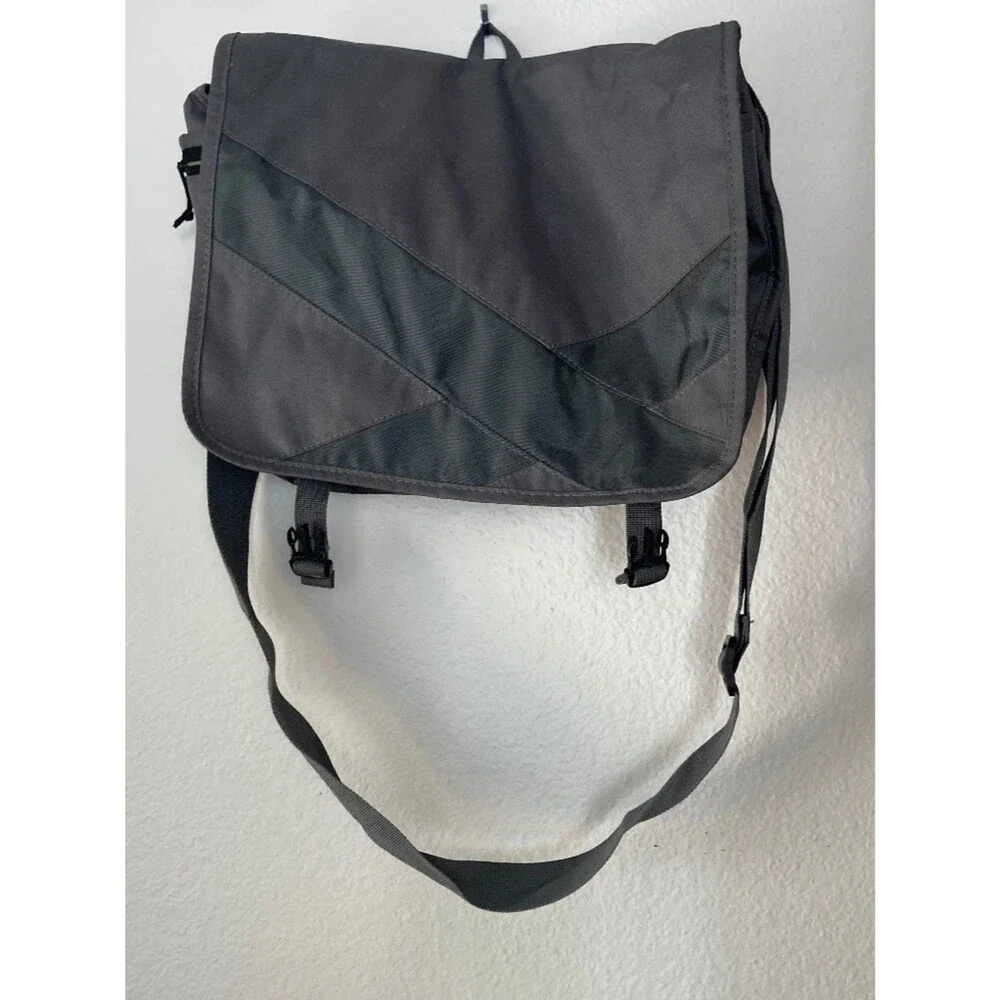 Lowepro Exchange Messenger Camera Bag Gray Adjustable